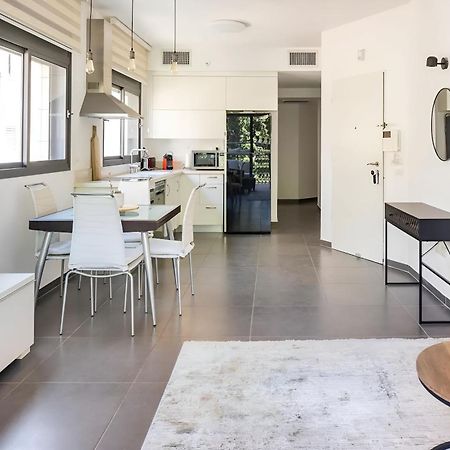 Luxury Oasis Tel Aviv Beach Exteriör bild